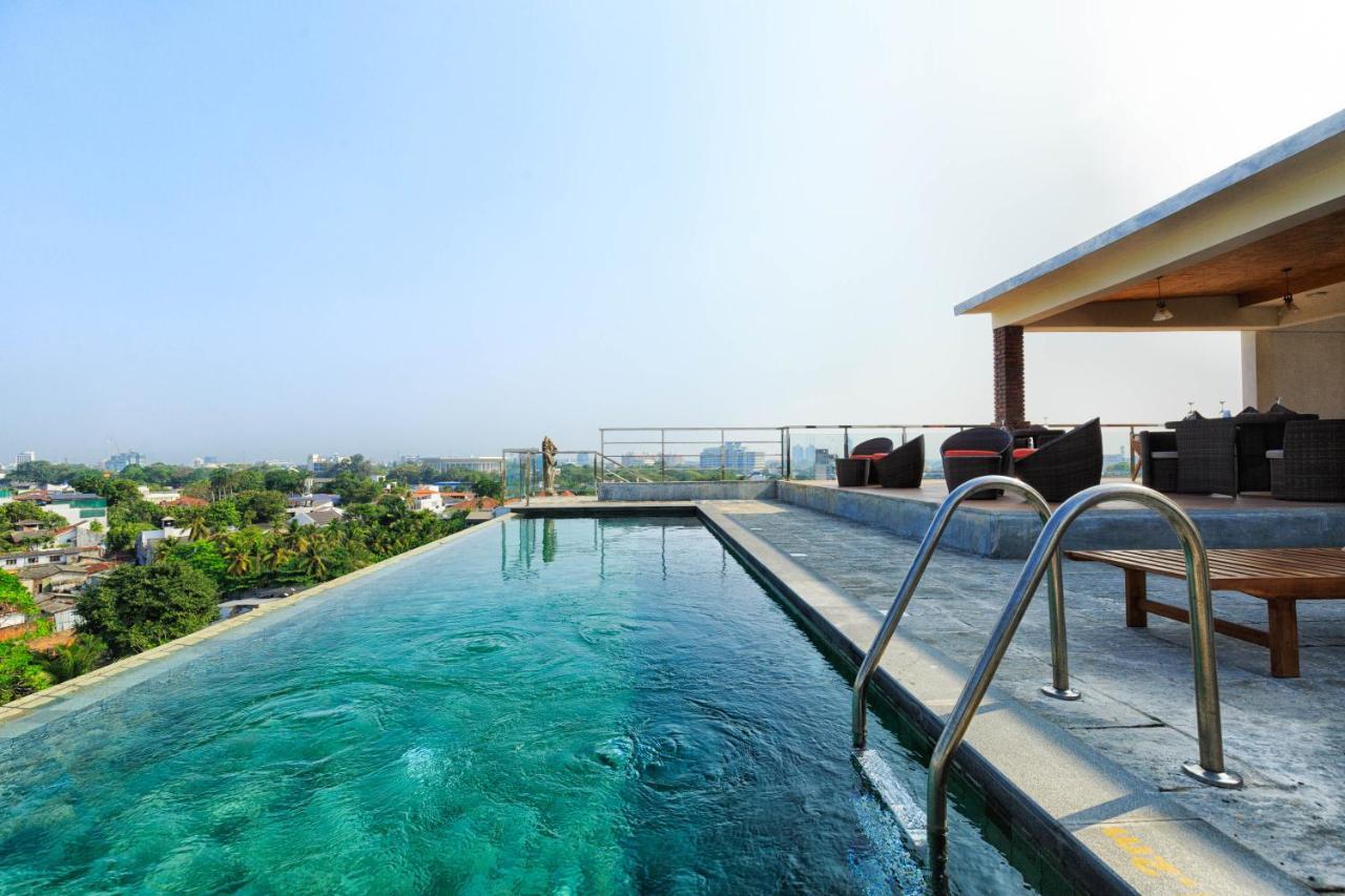 Trillium Boutique City Hotel Коломбо Экстерьер фото