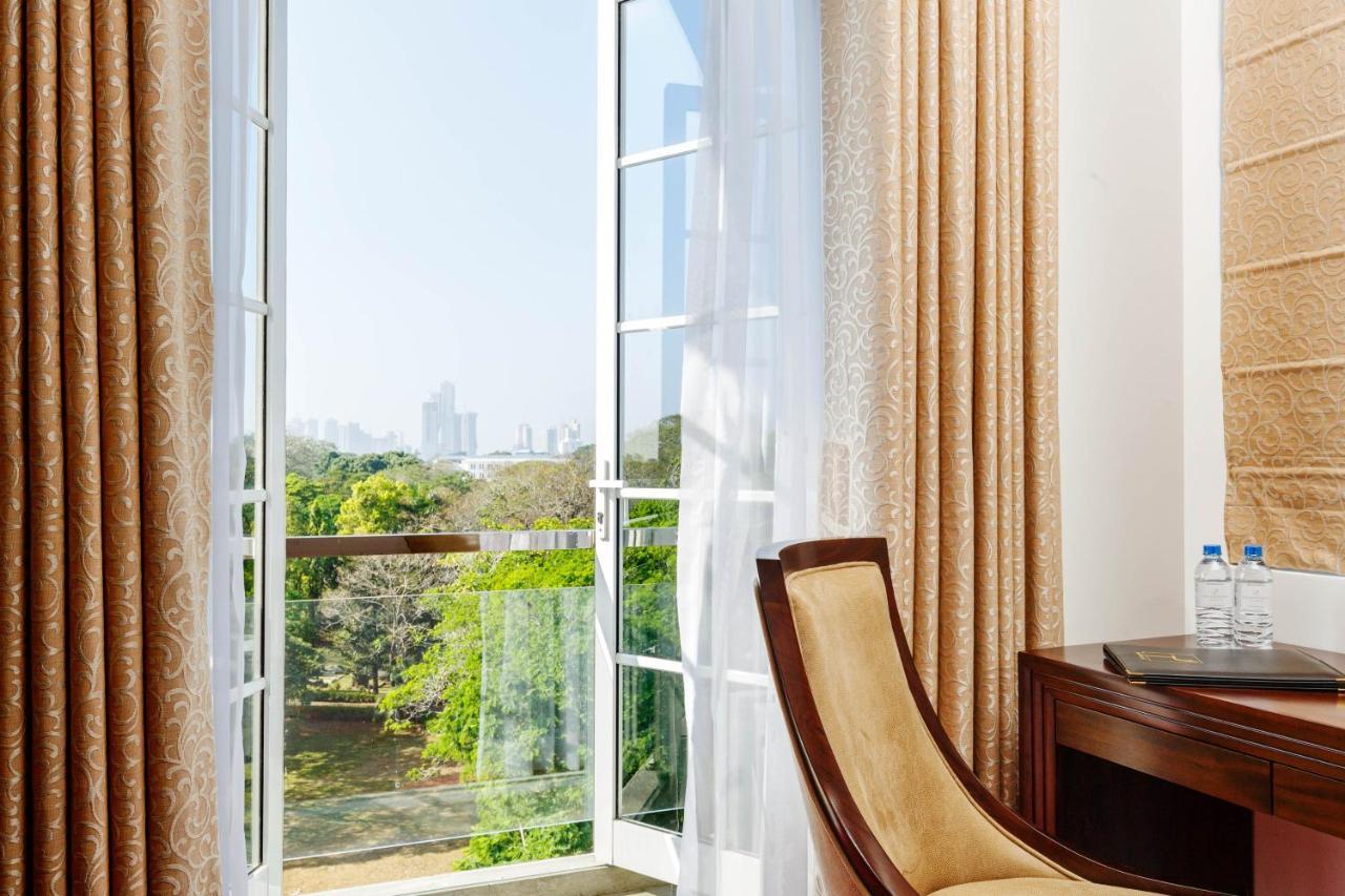 Trillium Boutique City Hotel Коломбо Экстерьер фото